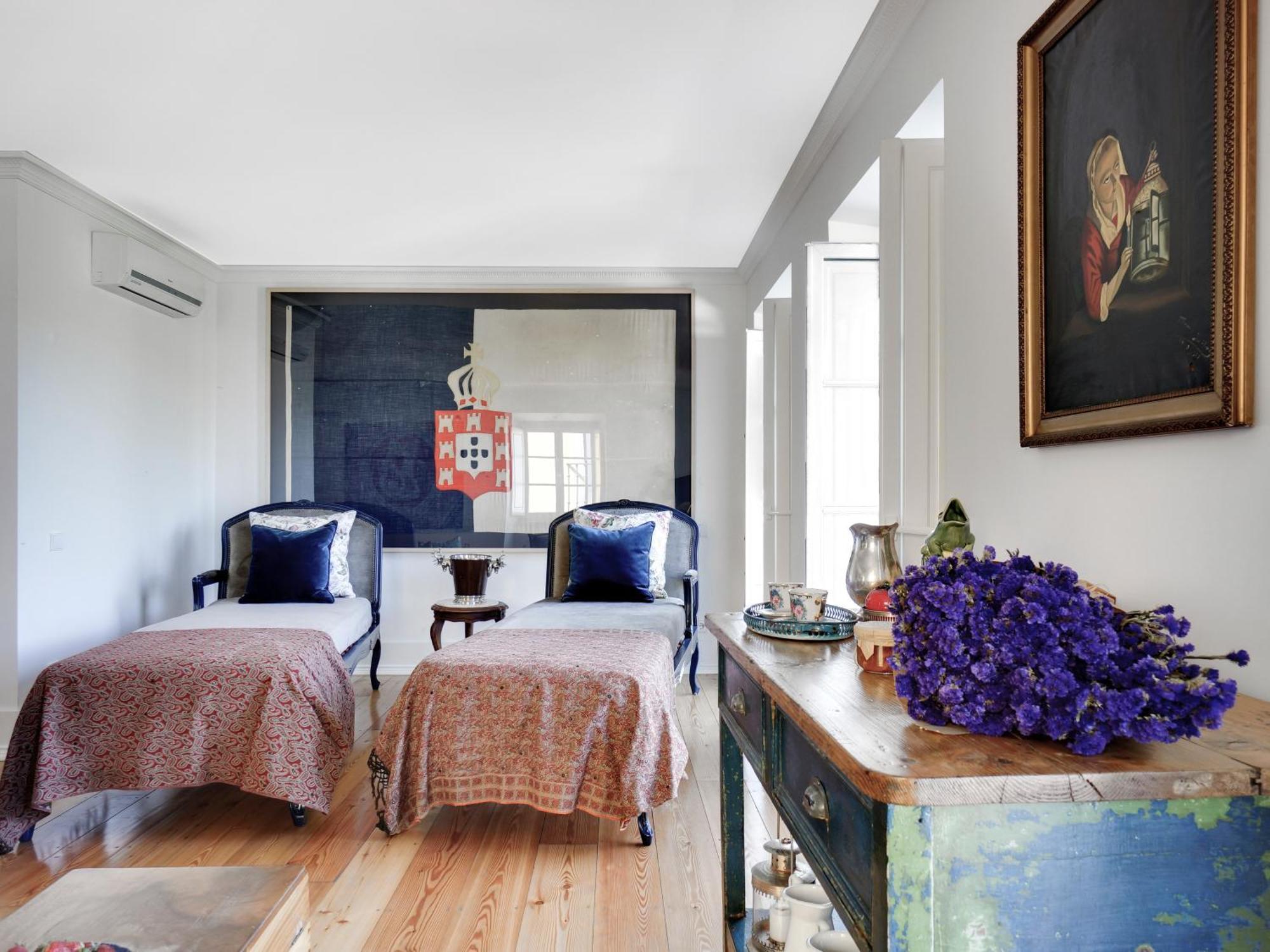 Premium One-Bedroom Apartment Balcony