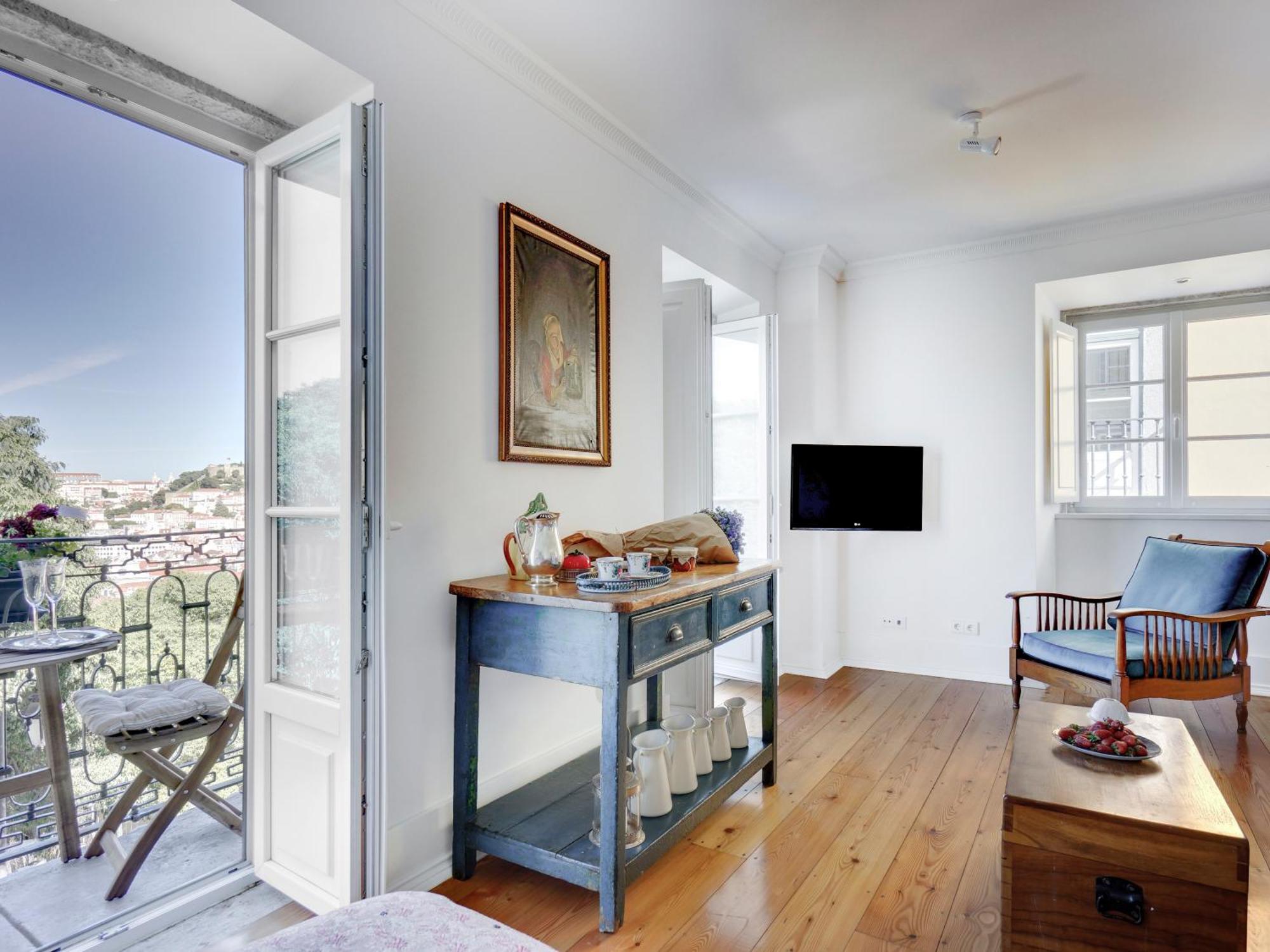 Premium One-Bedroom Apartment Balcony